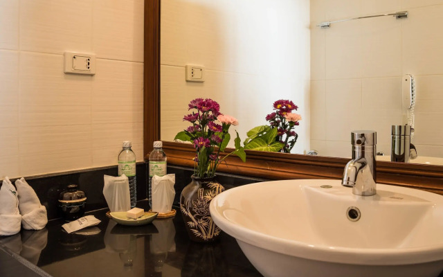 Layalina Hotel