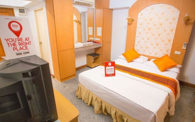 Nida Rooms Petkasem 581 Golden Place