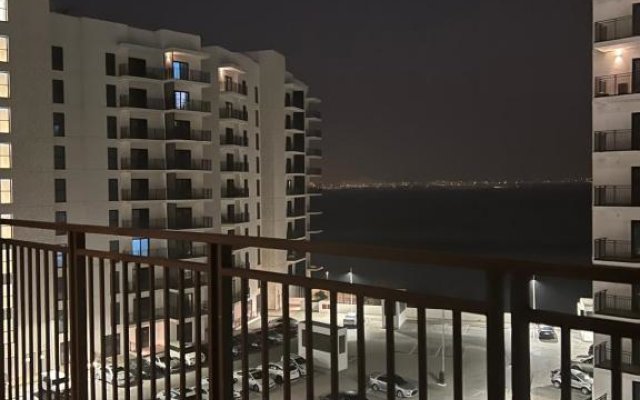 Sea view apartment Yas Island Daily or Monthly renting