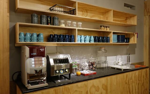 Cao Ji Book Inn Hostel