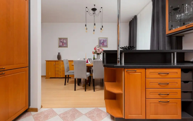 Apartment Near the Airport by Renters