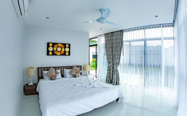 Baan Chom View Kamala
