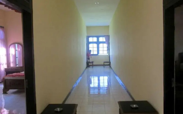 Hotel Dewi