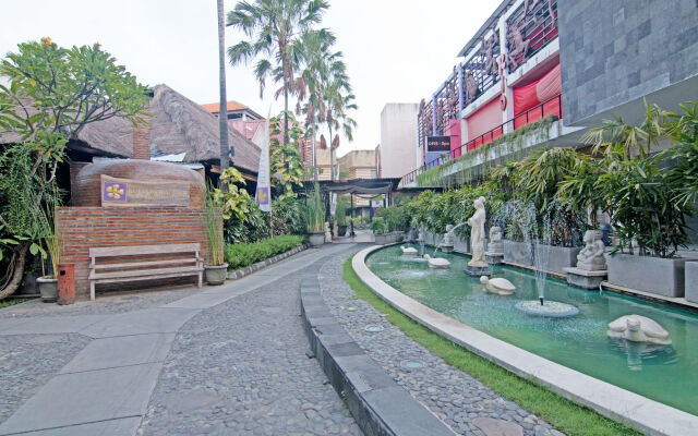ZEN Rooms Kuta Sentral Parkir 1