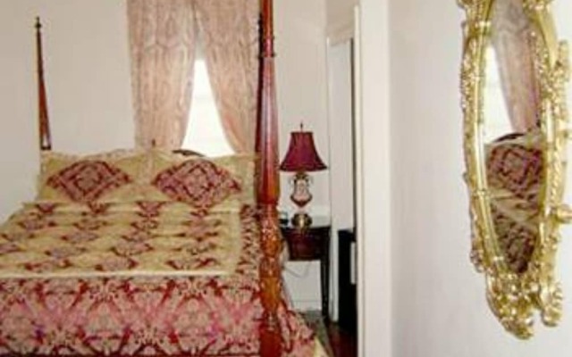 Historic Creole Inn