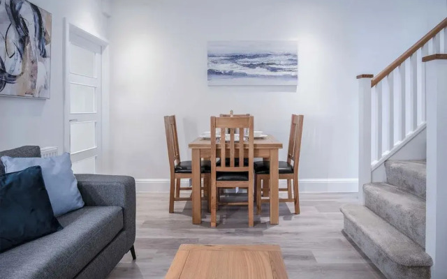 Fleet Street - 2 Bedroom - Swansea