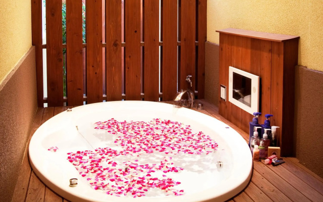 Hotel & Spa Lotus – Adults Only