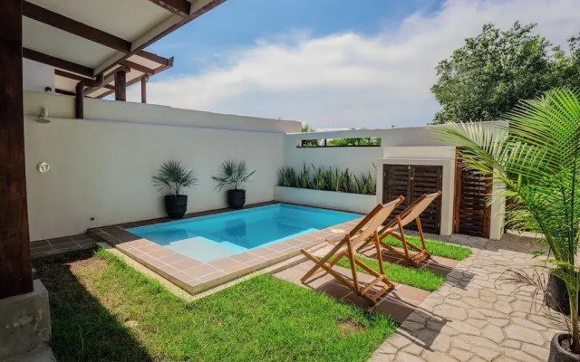 Pedasí 2-Bedroom Oasis with Pool