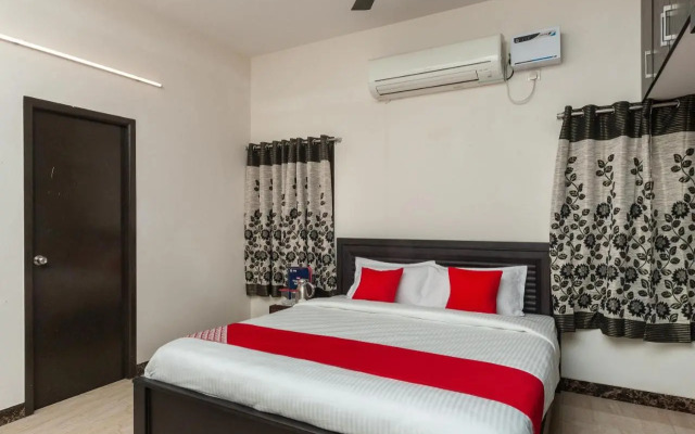 OYO 28257 Skye Service Apartments
