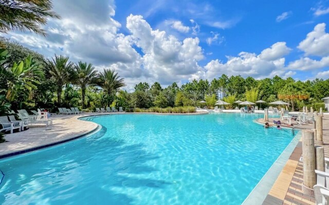 Stylish 3BR Townhouse With Pool Near Disney