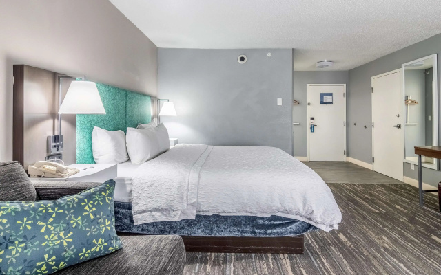 Hampton Inn Youngstown-North