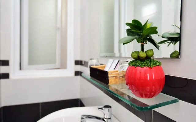 Binbin Hotel 5 Near Lotte Mart D7