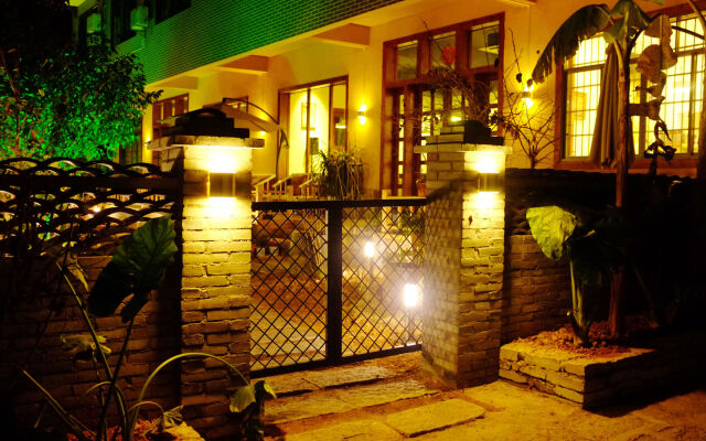 Yangshuo Eden Inn