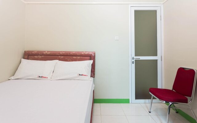 RedDoorz @ Aselih Jagakarsa