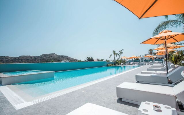 Mazoren Art Hotel