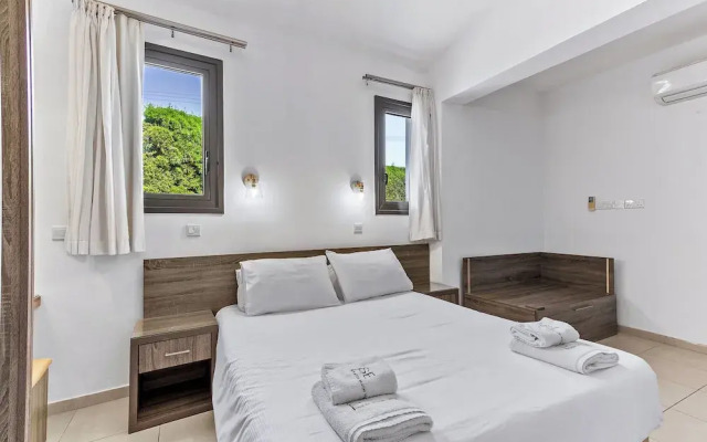 Platzia Beach Villas