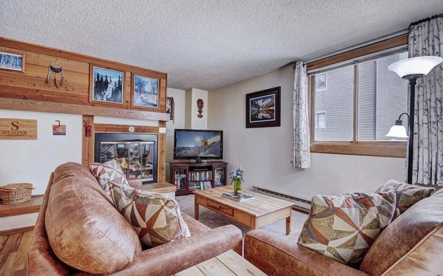 Ski Hill 36 by RedAwning