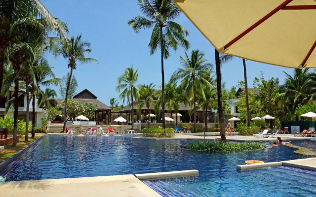 Palm Galleria Resort