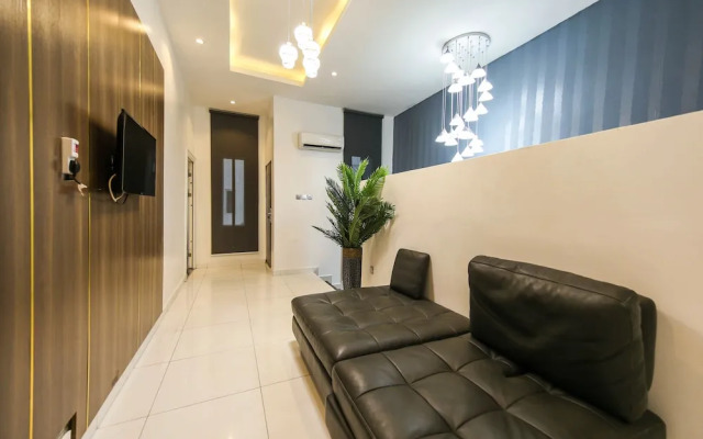 George Residence Osapa