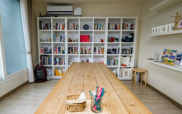 Issue Seoul Guesthouse