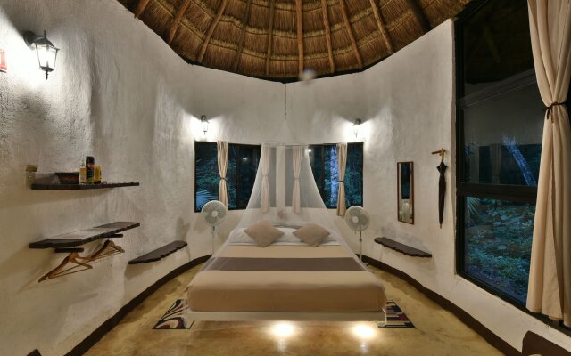 Jolie Jungle Eco Hotel