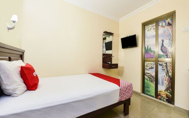 OYO 90562 J Hotel PJ