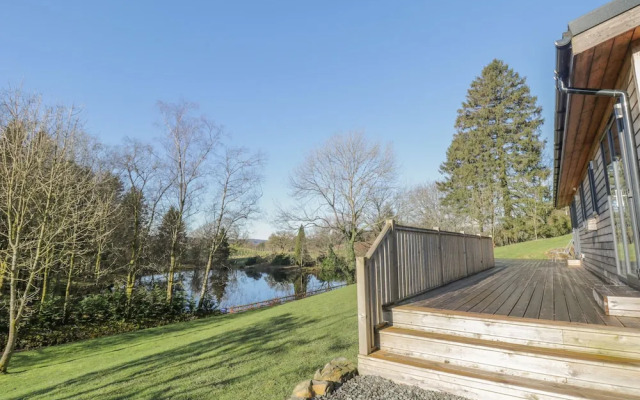 Tarn Lodge