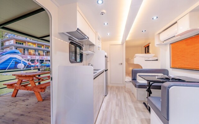 Gapyeong Saeyeon Caravan - Glamping