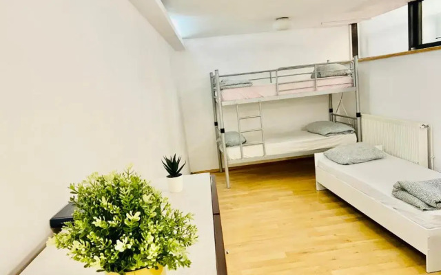 A.G Romana Hostel