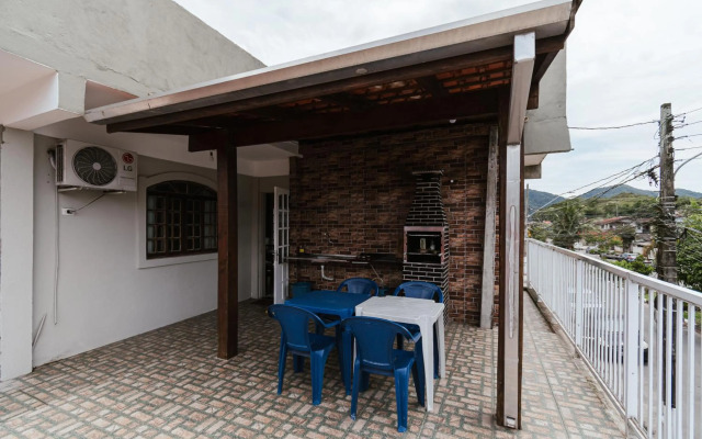 Ótimo sobrado para seu descanso e lazer!!!