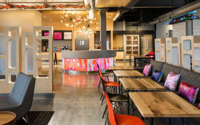 Aloft Louisville East