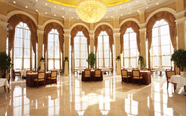 Yosemite Business Hotel