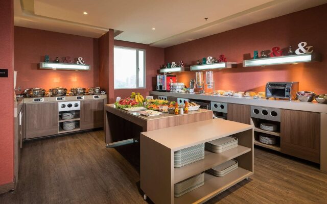 Hampton By Hilton Cartagena