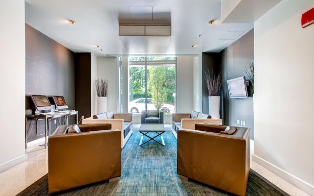 Global Luxury Suites at Kendall West