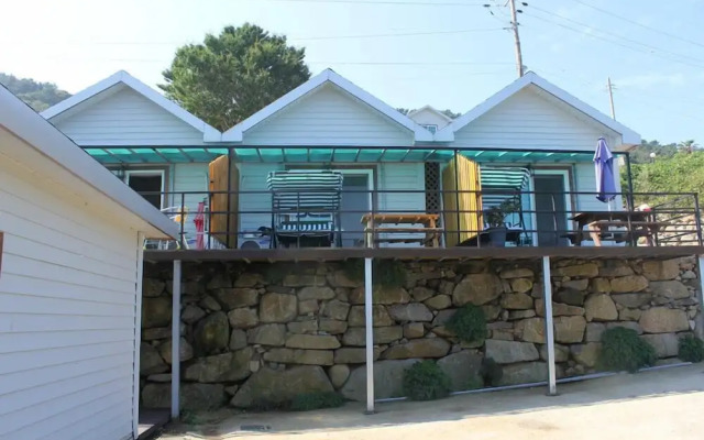 Yokjido Solguji Pension