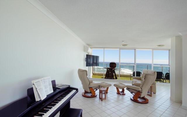 Chateau Royale Beach Resort Maroochydore