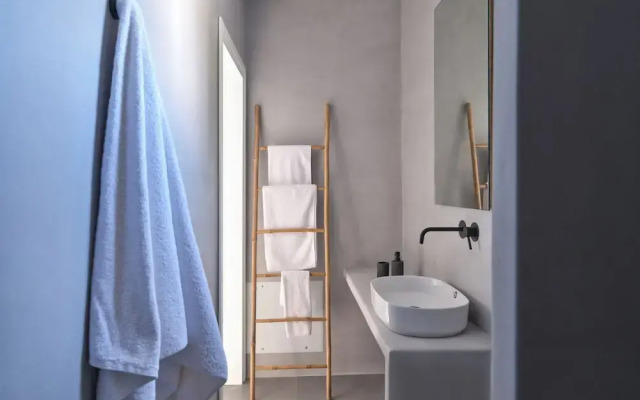 Parousia Luxury Apartments