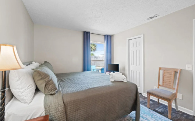 Beachy Bonanza by Book That Condo