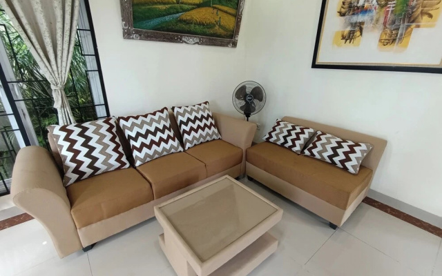 Mamifokobo Hotel & Glamping – Guest Rooms – Cipanas