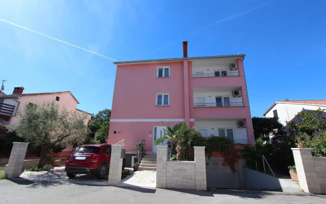 Apartments Ulika