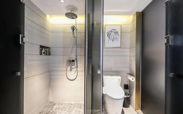 Housekeeper Hotel Beijing Road Branch
