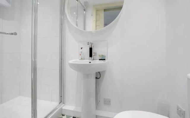 Ecclesall Road Apartment