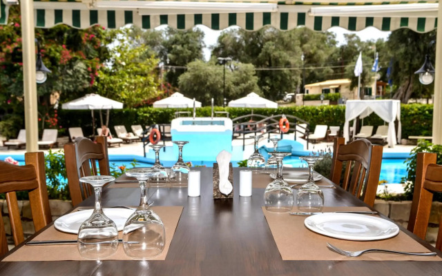 Paxos Club Resort & SPA