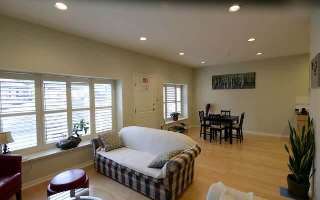 Marpole Guest House