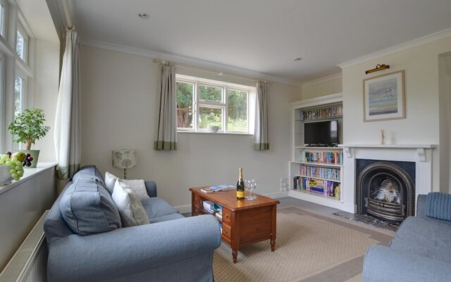 Modern Holiday Home in Hawkhurst Kent With Garden