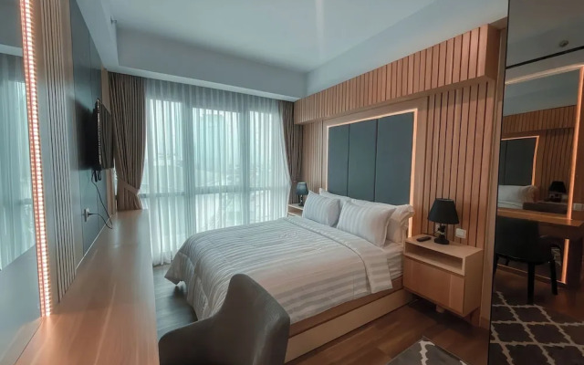 Staycation Jakarta Holland Village