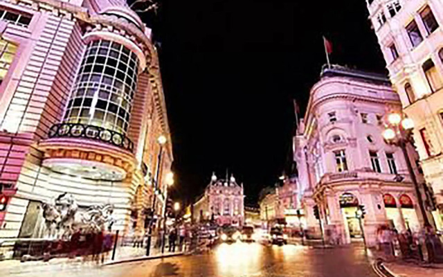 Piccadilly Circus Apartments
