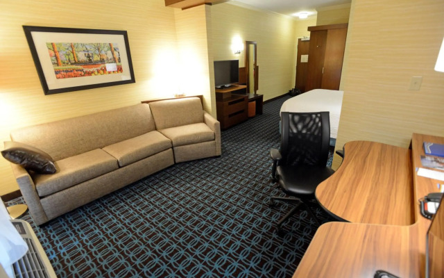 Fairfield Inn & Suites Bowling Green