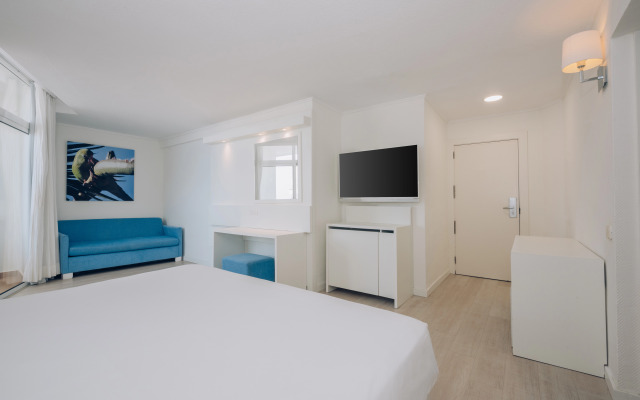 Iberostar Waves Bouganville Playa