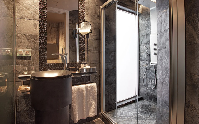 Arai Aparthotel